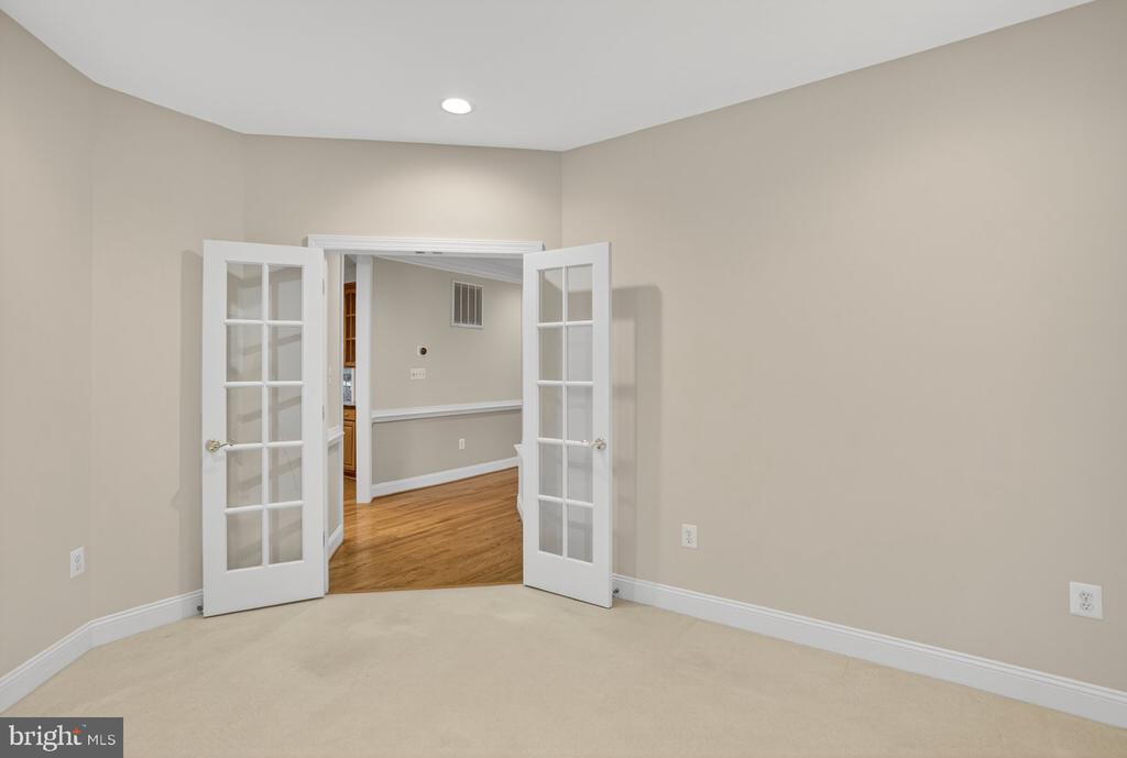 8178 SNEAD LOOP