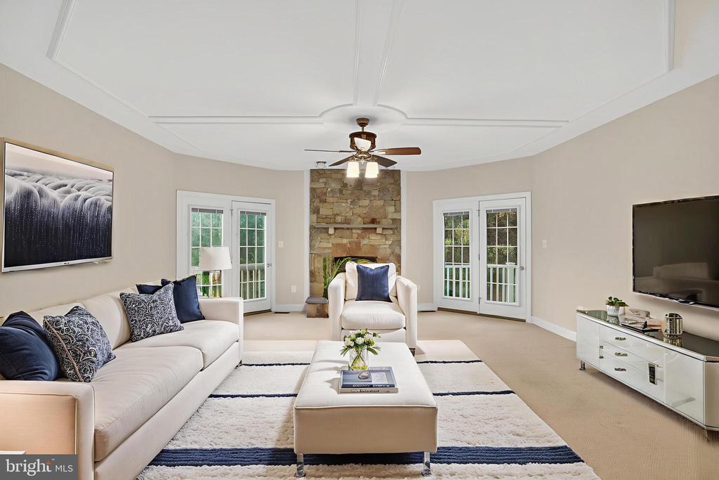 8178 SNEAD LOOP