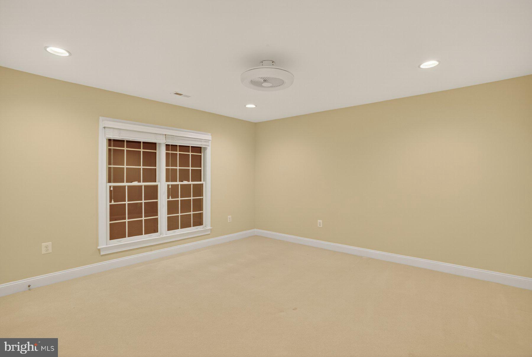 8178 SNEAD LOOP