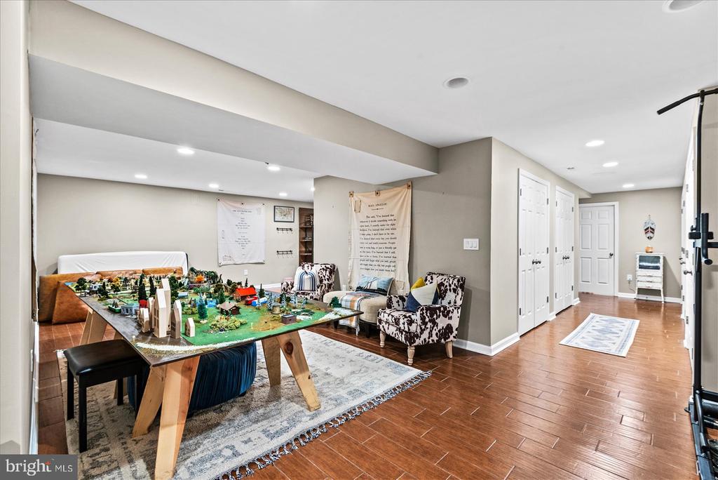 12303 ELIFF WAY