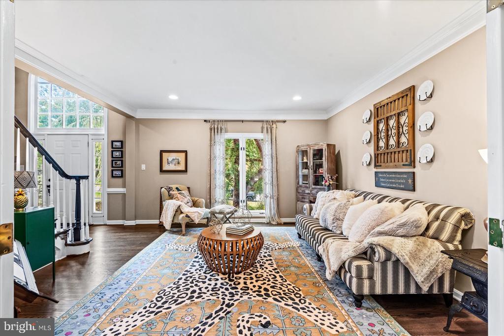 12303 ELIFF WAY