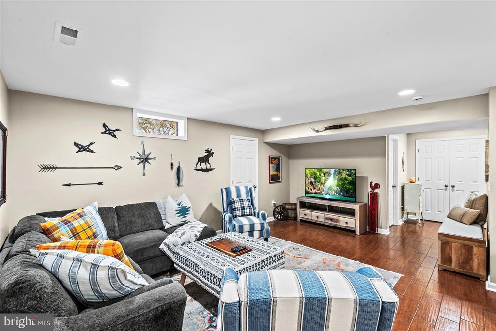 12303 ELIFF WAY