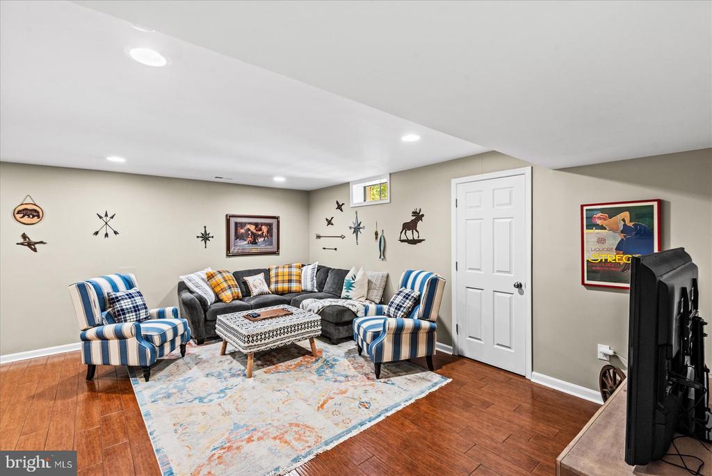 12303 ELIFF WAY