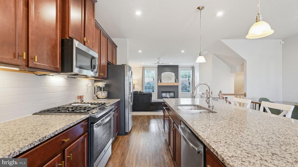 2190 HEMLOCK BAY ROAD