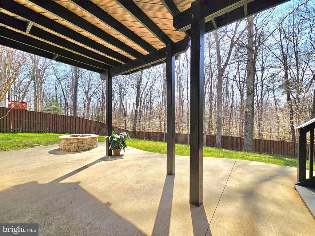15004 SLIPPERY ELM COURT