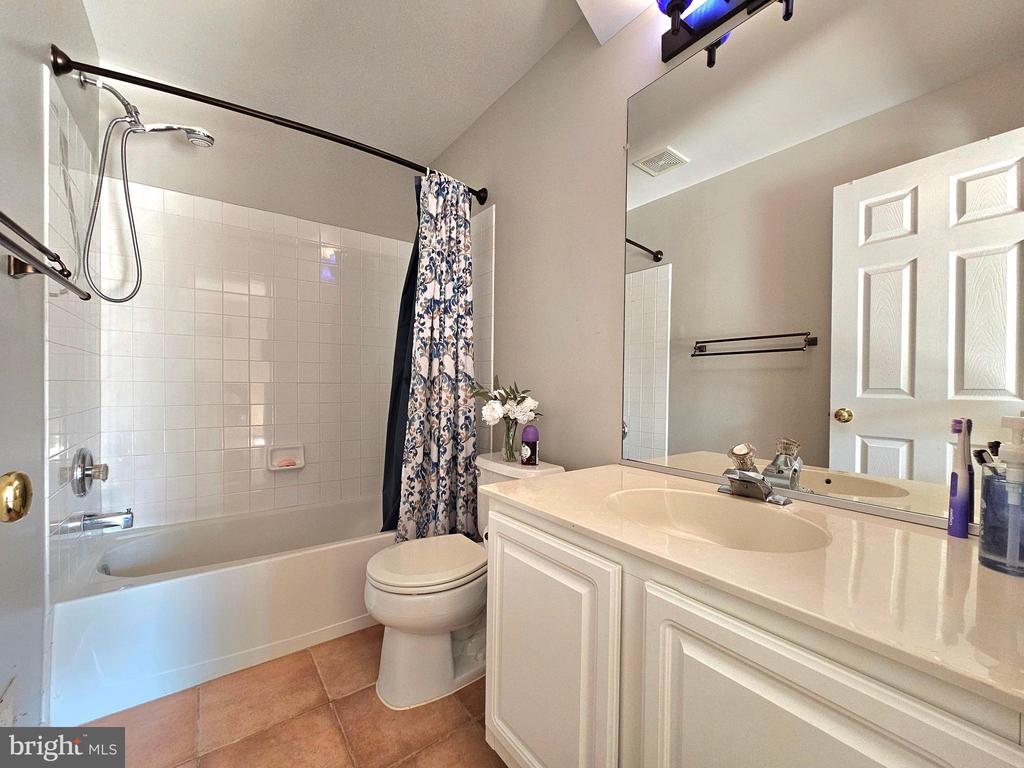 15004 SLIPPERY ELM COURT