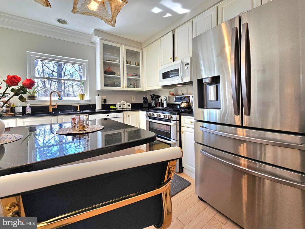 15004 SLIPPERY ELM COURT