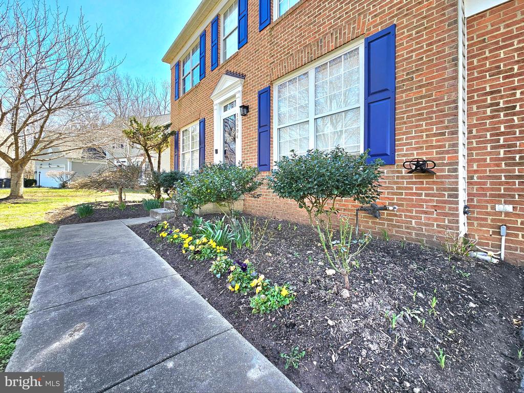 15004 SLIPPERY ELM COURT