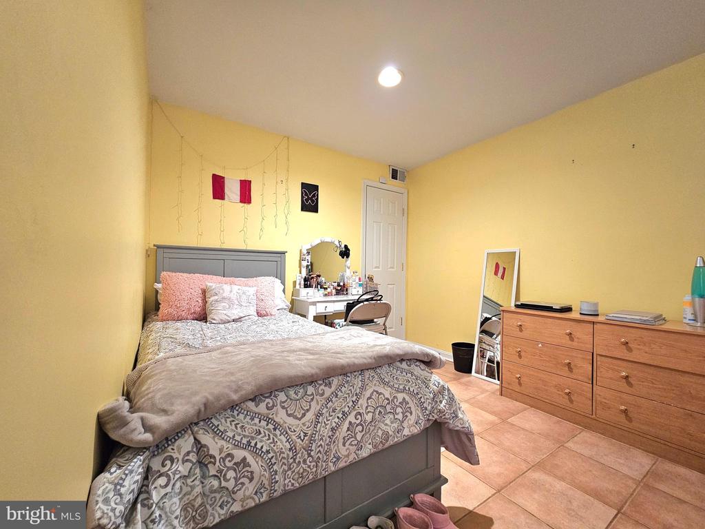 15004 SLIPPERY ELM COURT