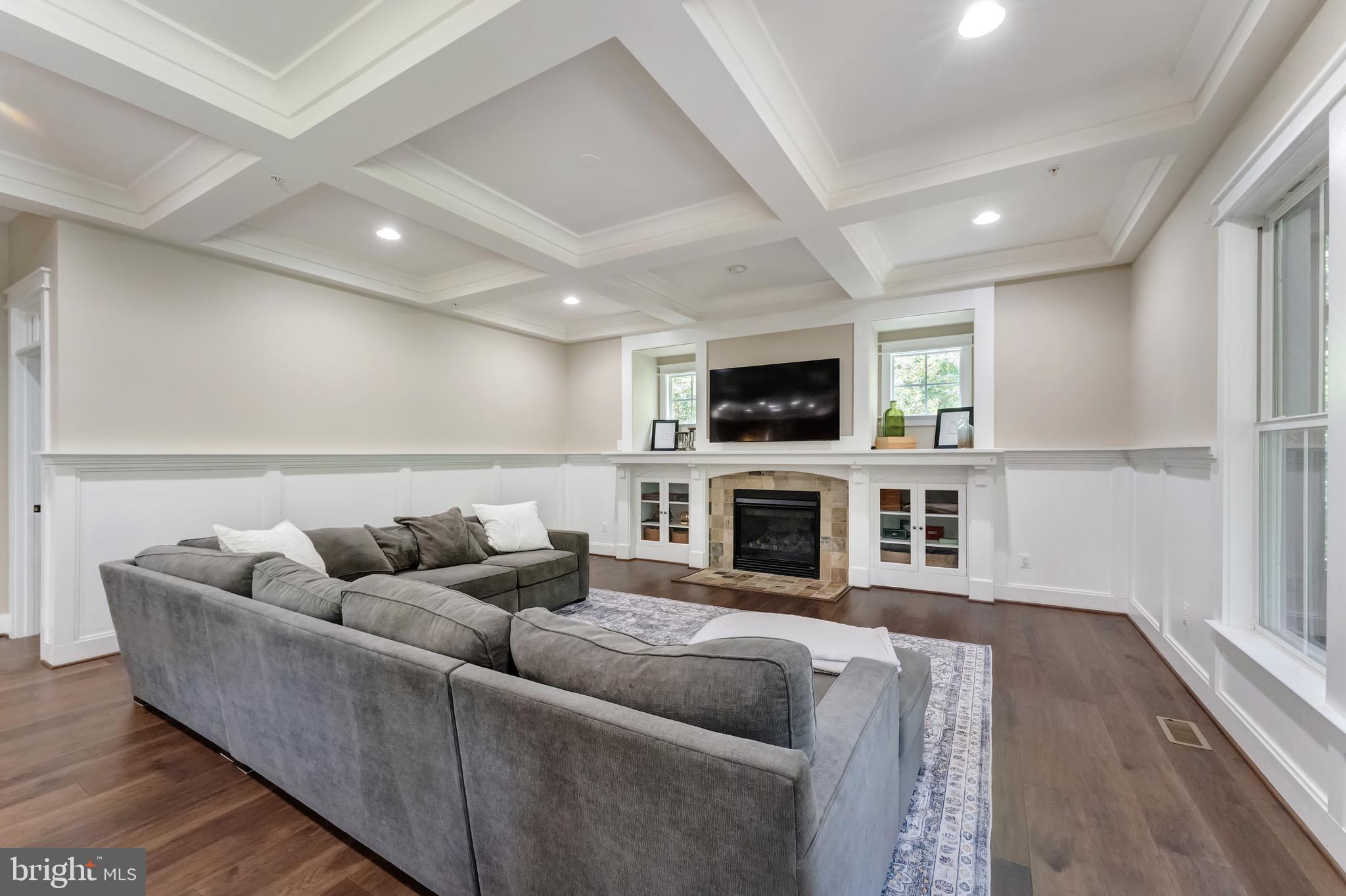 14428 EAGLE ISLAND COURT