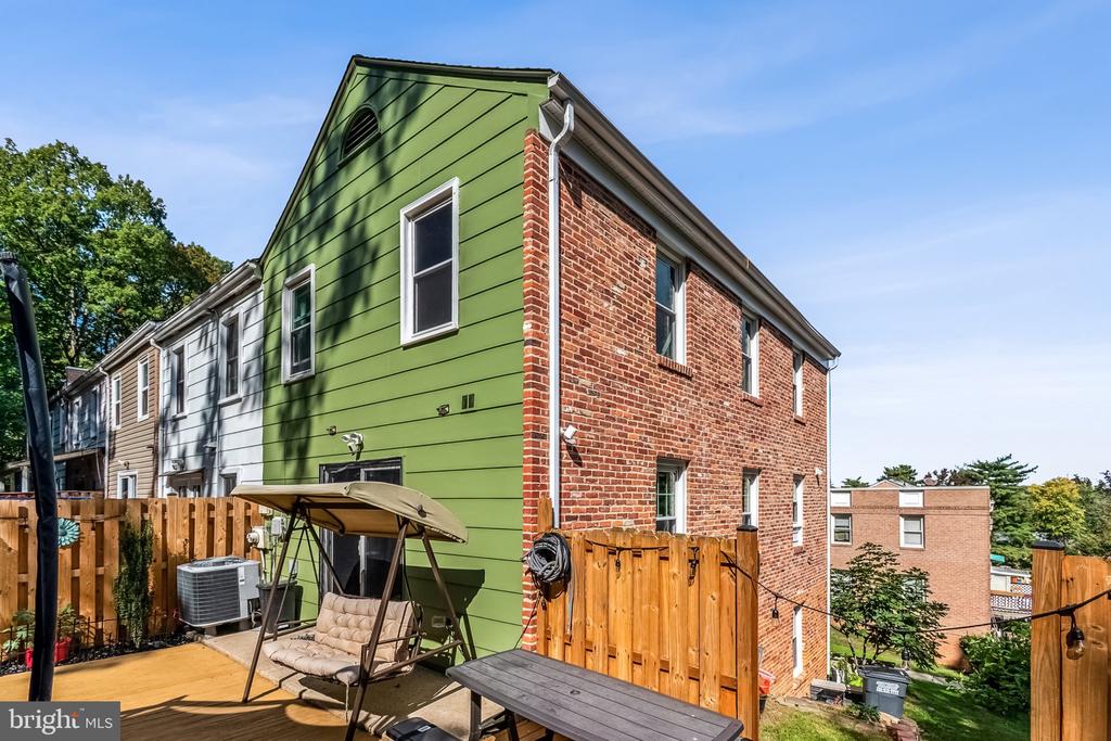 2923 WYTHE COURT