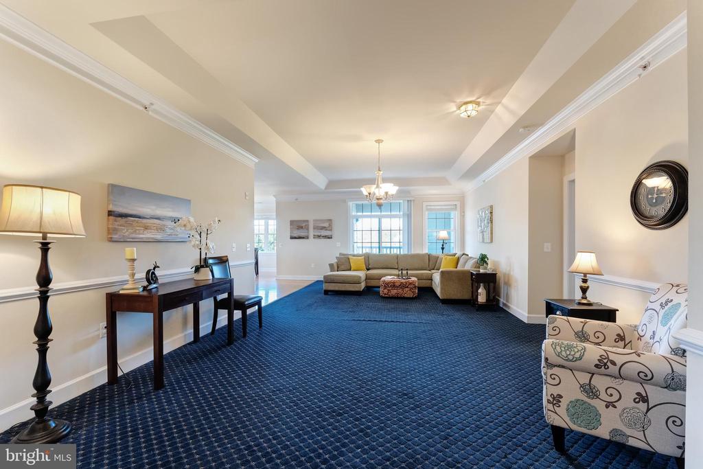 15251 ROYAL CREST DRIVE 306