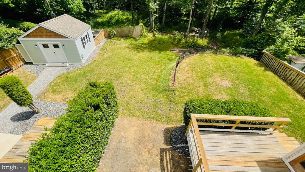 5242 SUDBERRY LANE