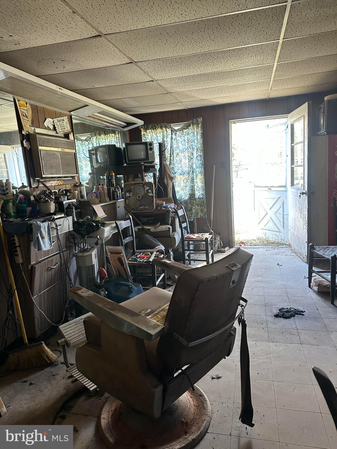 16122 THOROUGHFARE ROAD