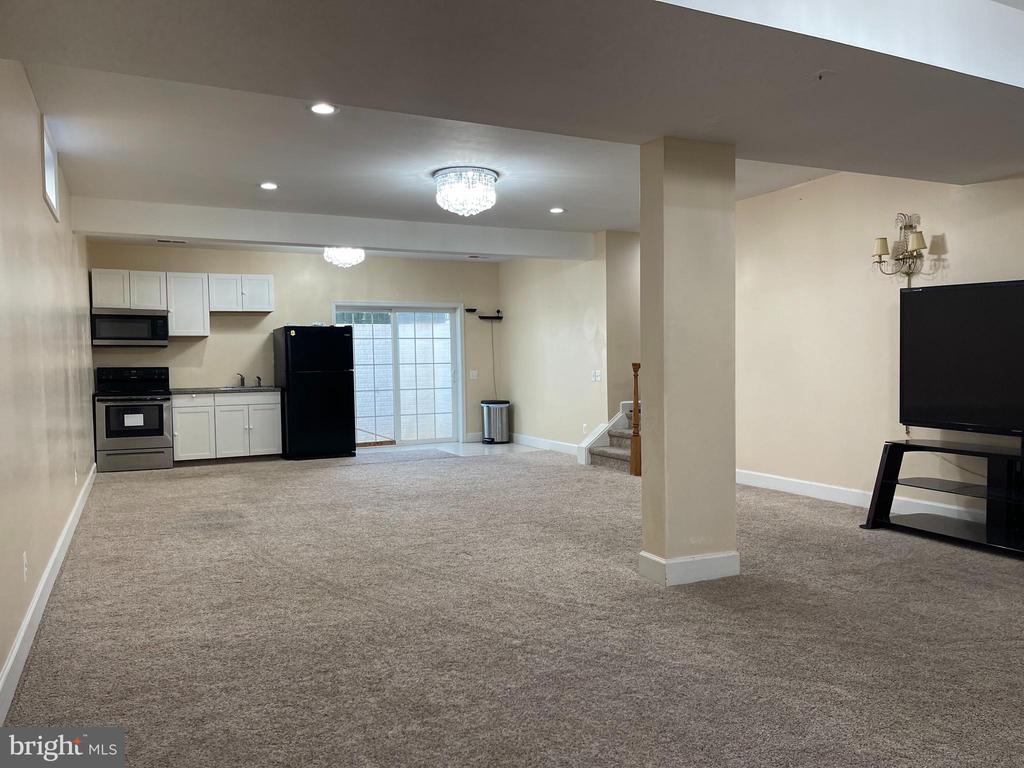 9113 LAUREL HIGHLANDS PLACE