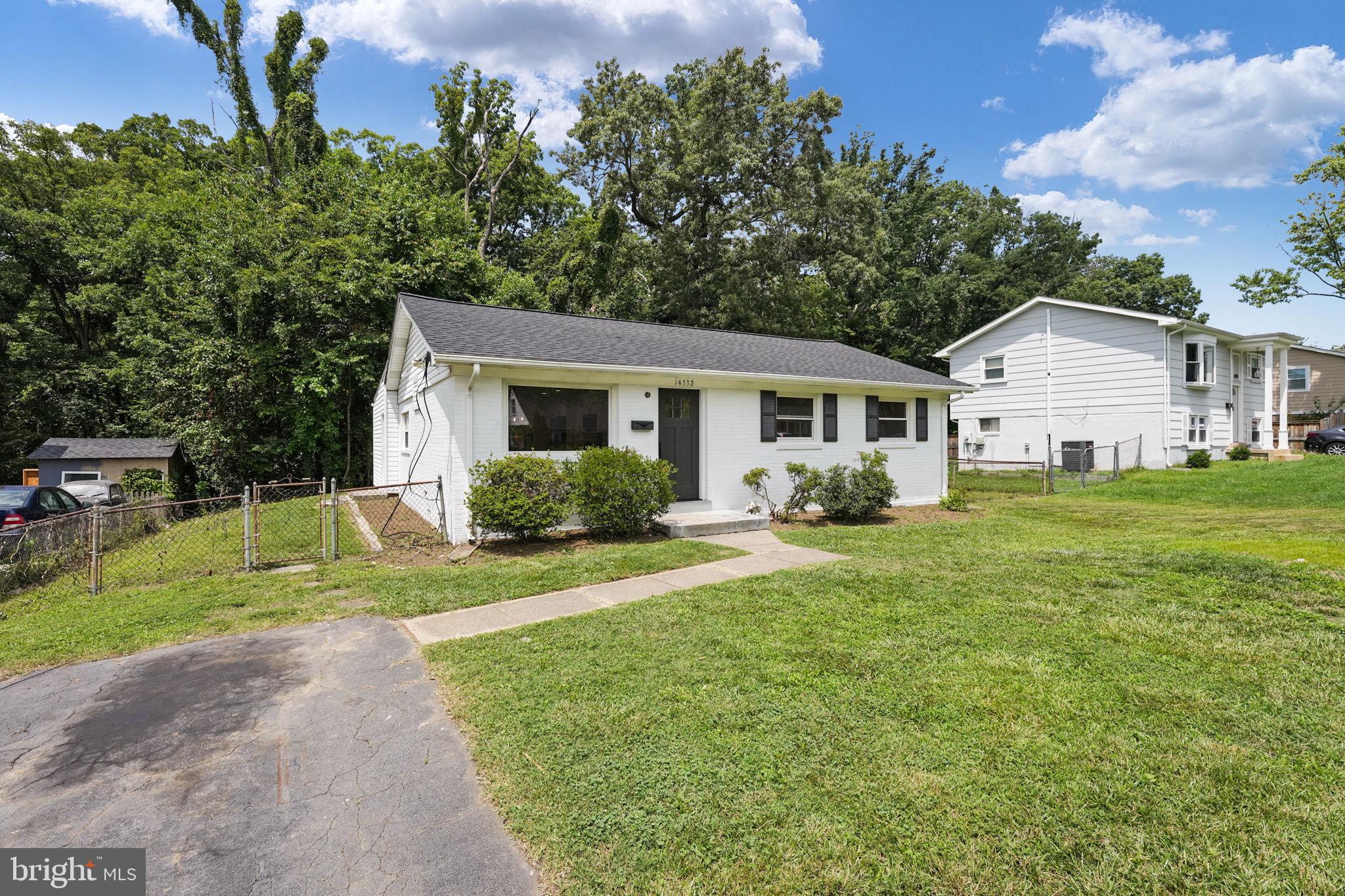 14332 BELLEVILLE AVENUE