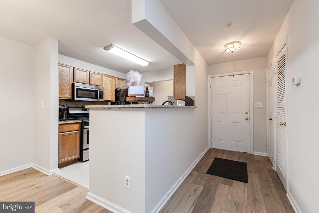 8091 LACY DRIVE 201