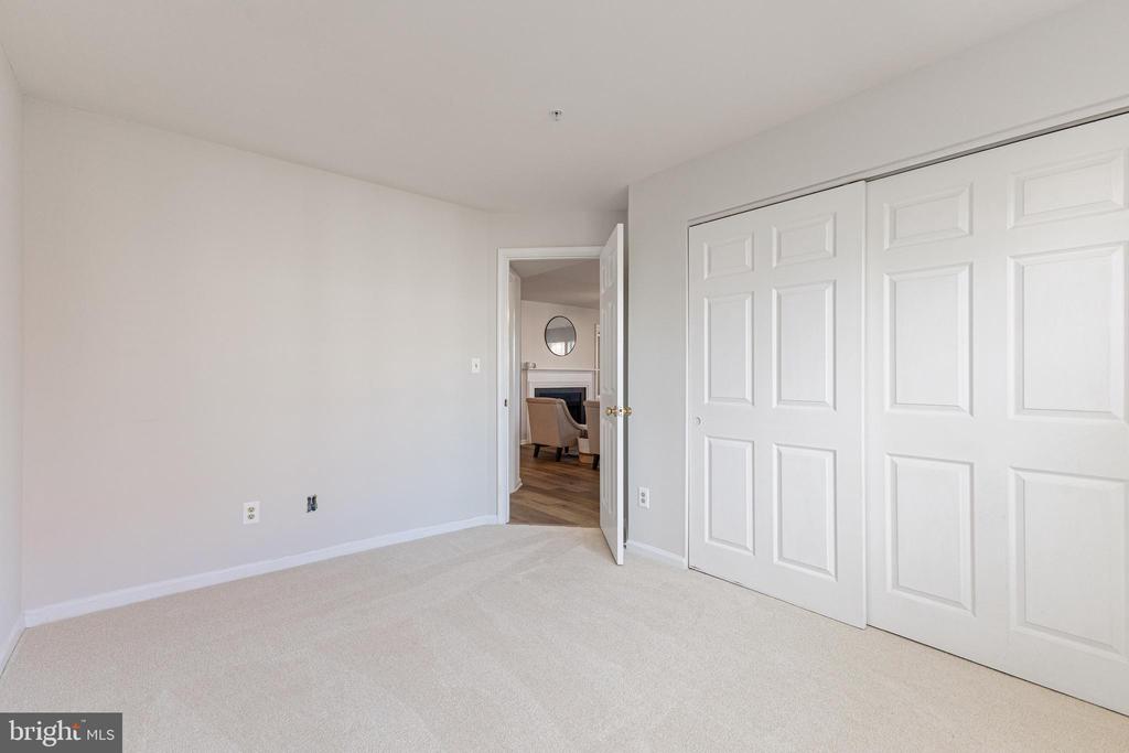 8091 LACY DRIVE 201