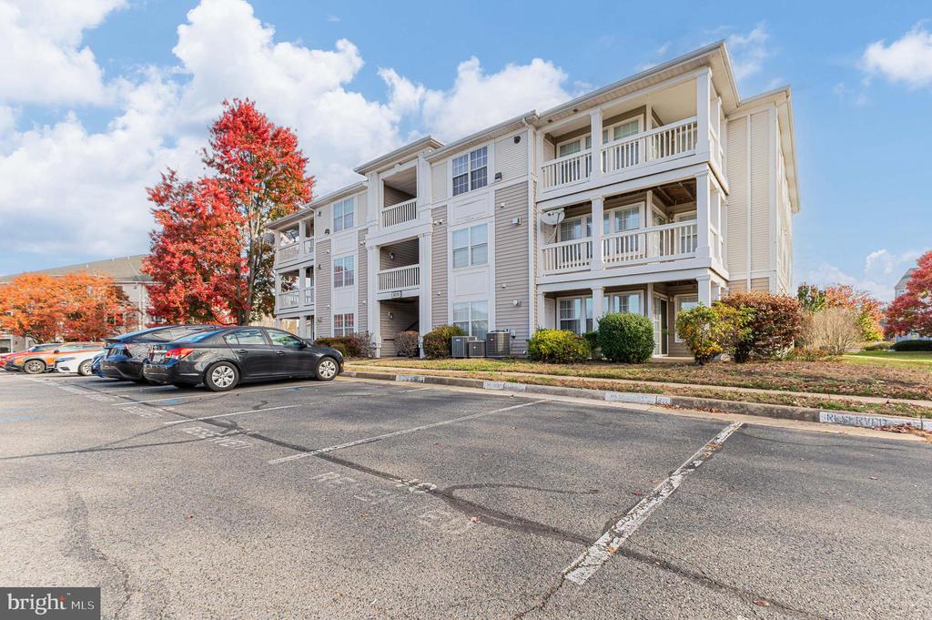 8091 LACY DRIVE 201