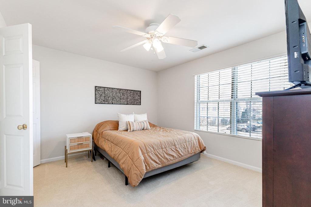 8091 LACY DRIVE 201