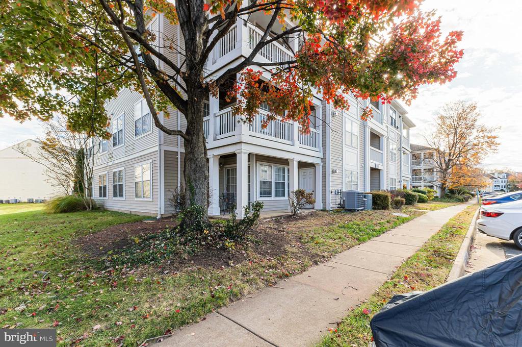 8091 LACY DRIVE 201