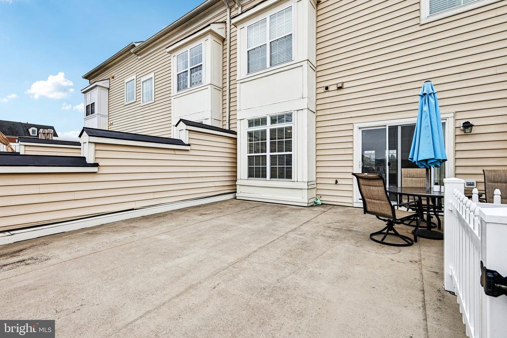 4817 DASHIELL PLACE