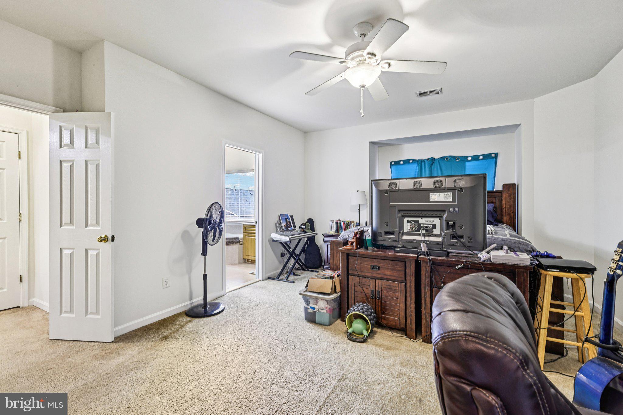 4817 DASHIELL PLACE