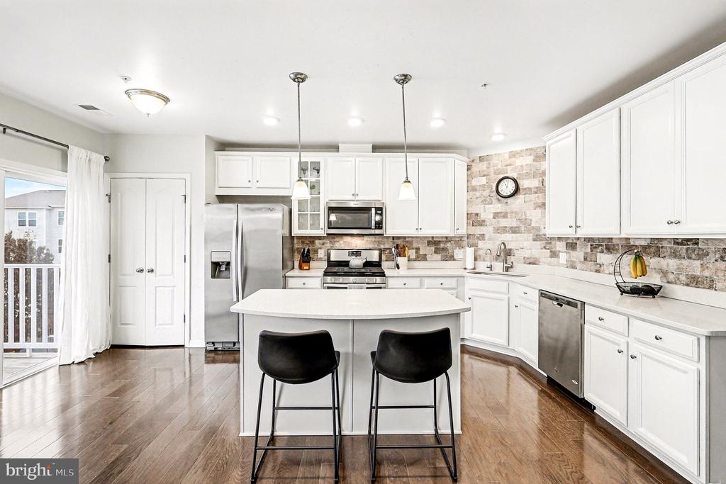 16884 PORTERS INN DRIVE