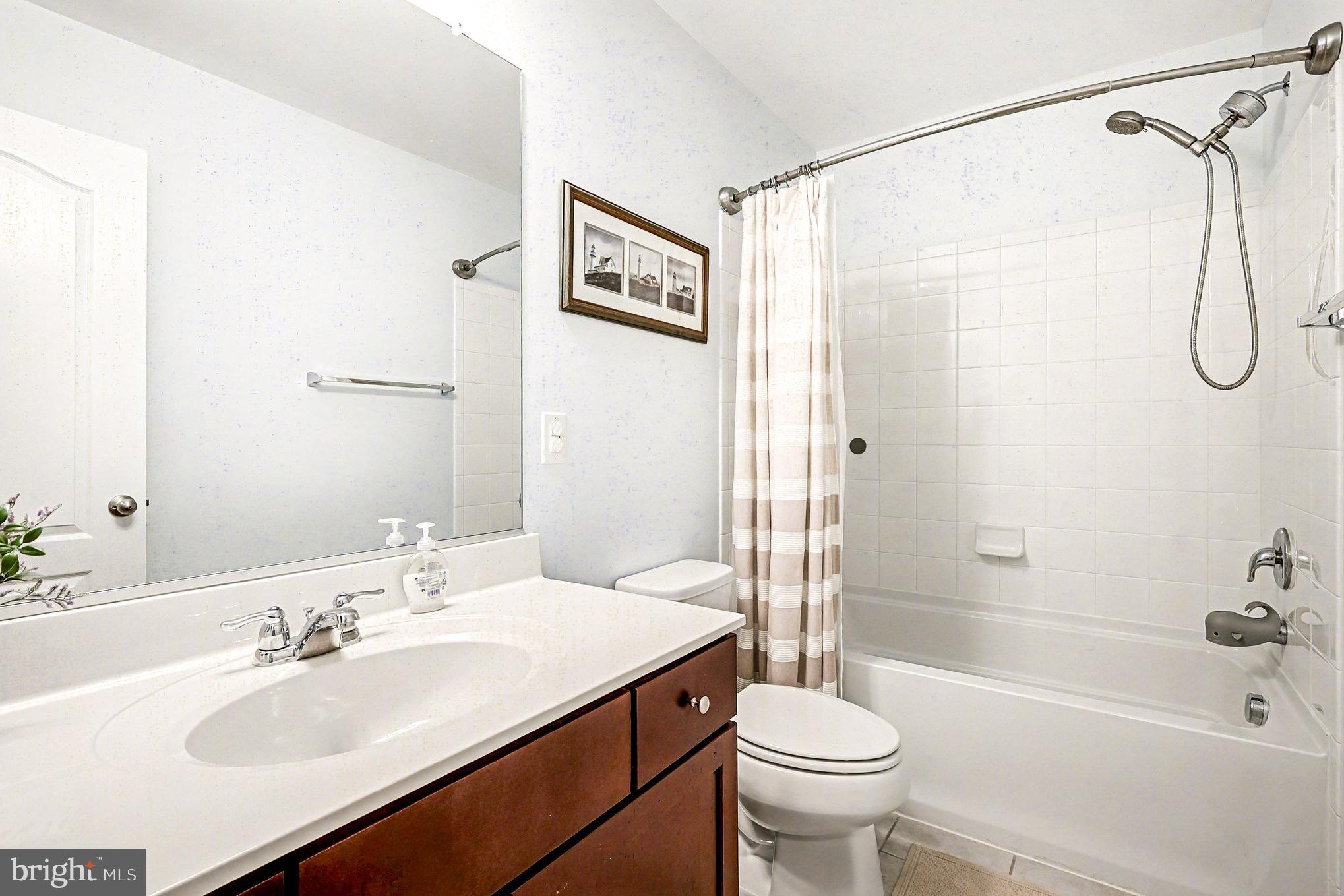 16884 PORTERS INN DRIVE