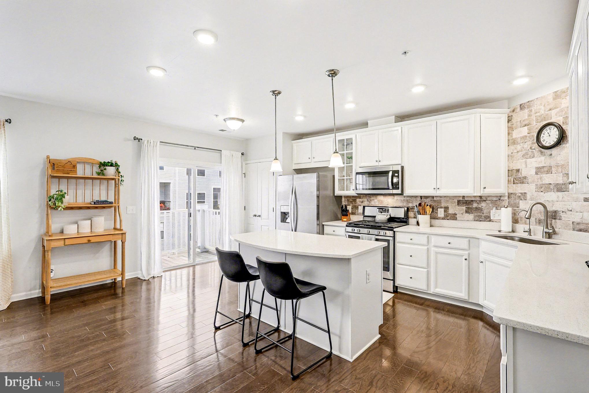 16884 PORTERS INN DRIVE