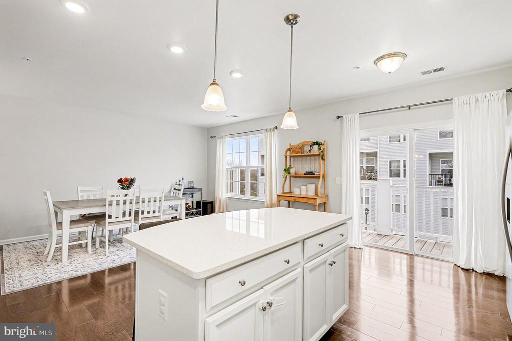 16884 PORTERS INN DRIVE
