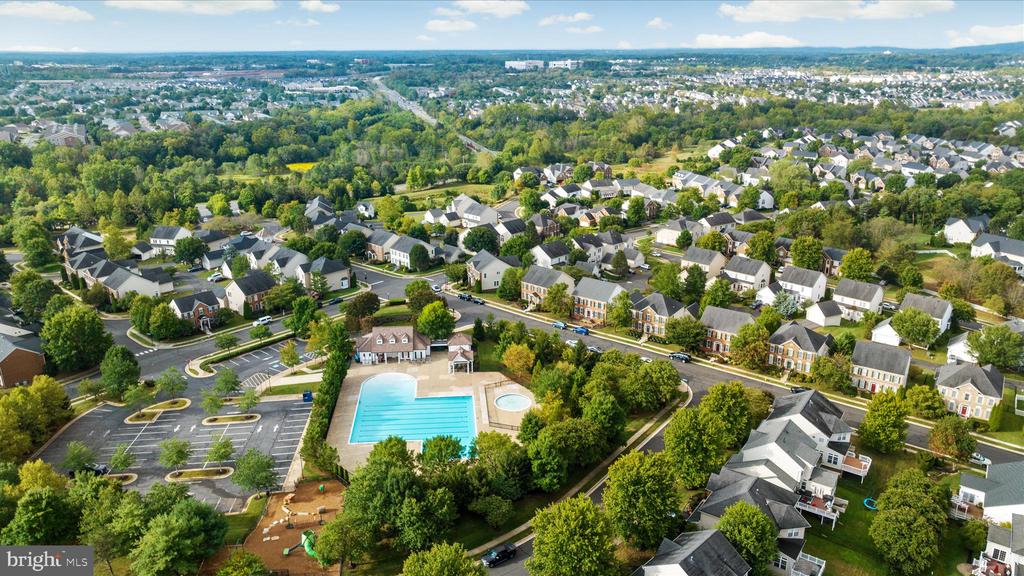 14227 SNICKERSVILLE DRIVE
