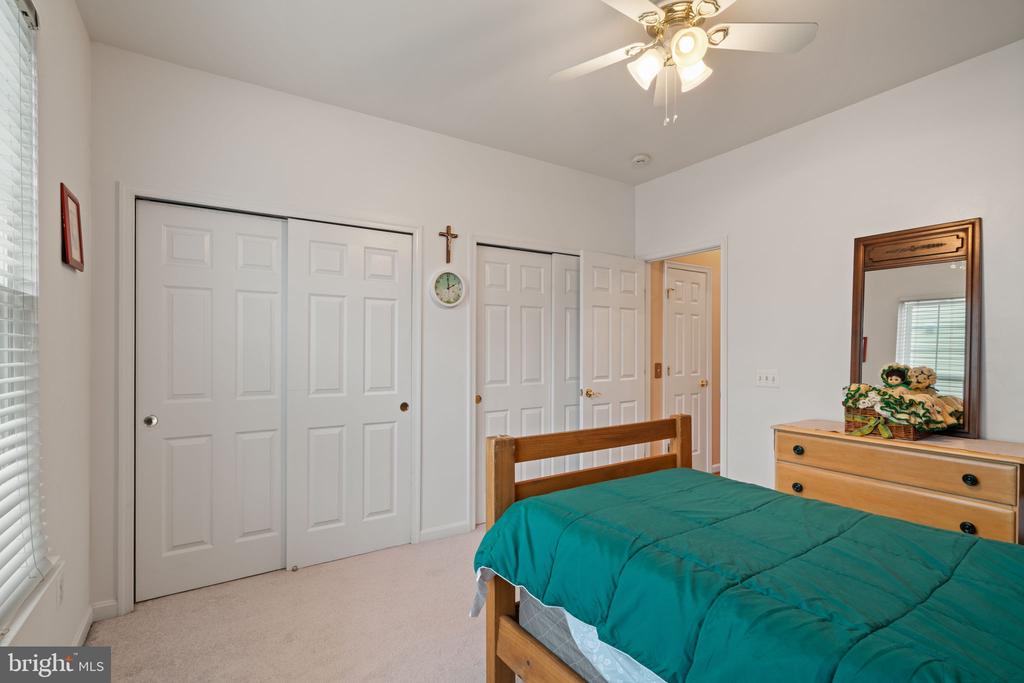 3758 BLOWING LEAF PLACE