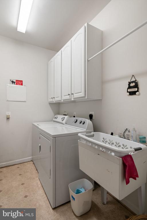 3758 BLOWING LEAF PLACE