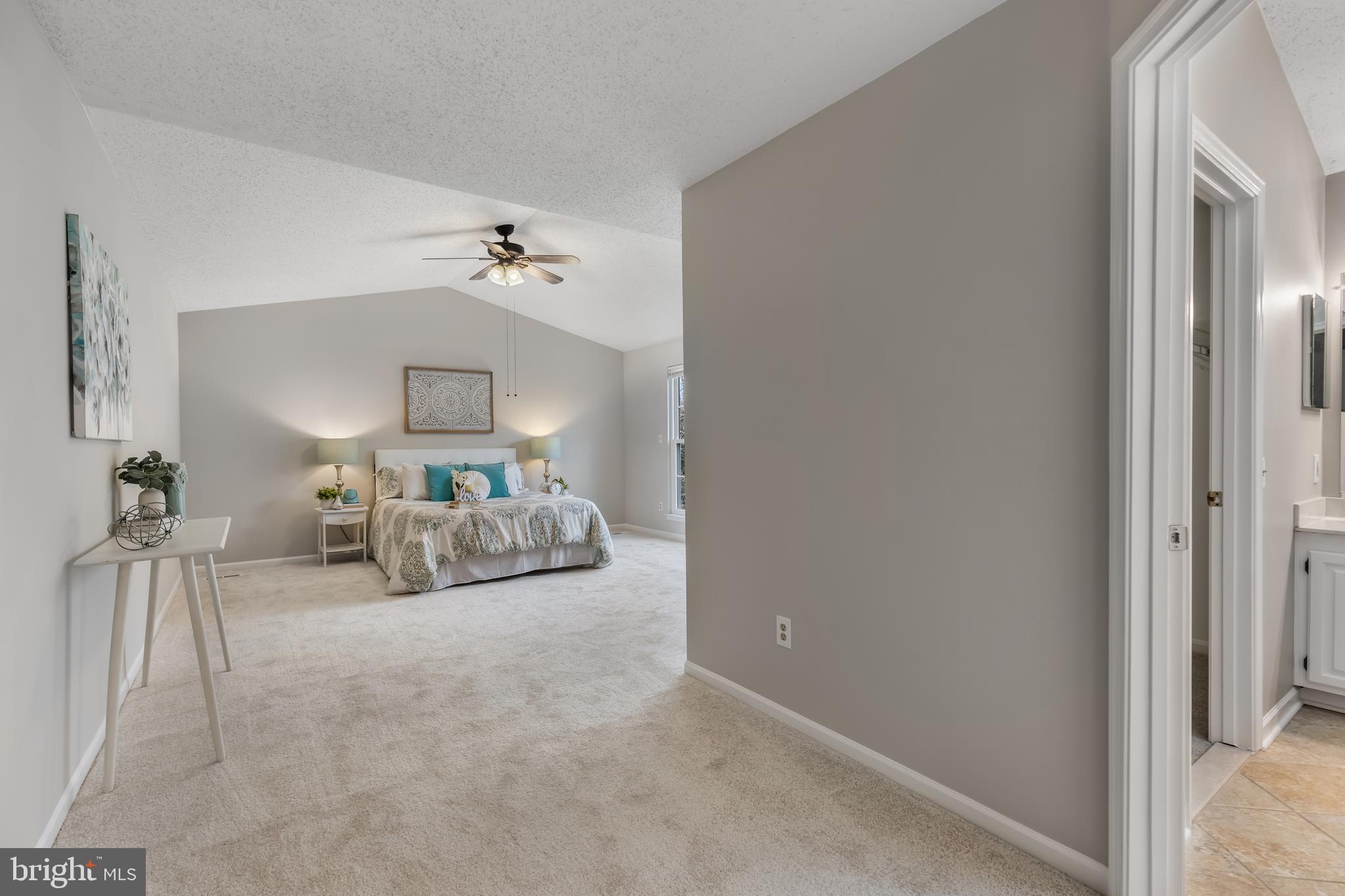 2796 MAPLE RIDGE DRIVE