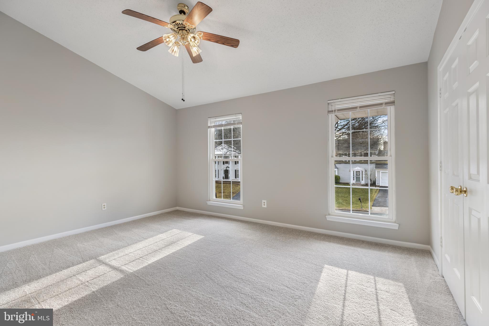 2796 MAPLE RIDGE DRIVE