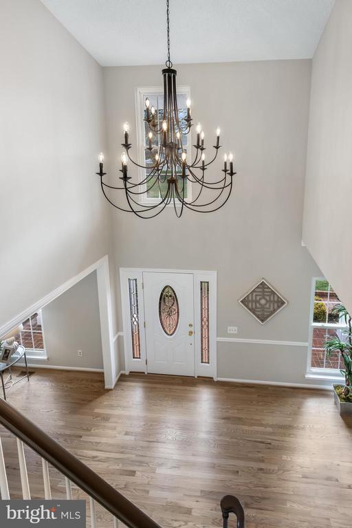 2796 MAPLE RIDGE DRIVE