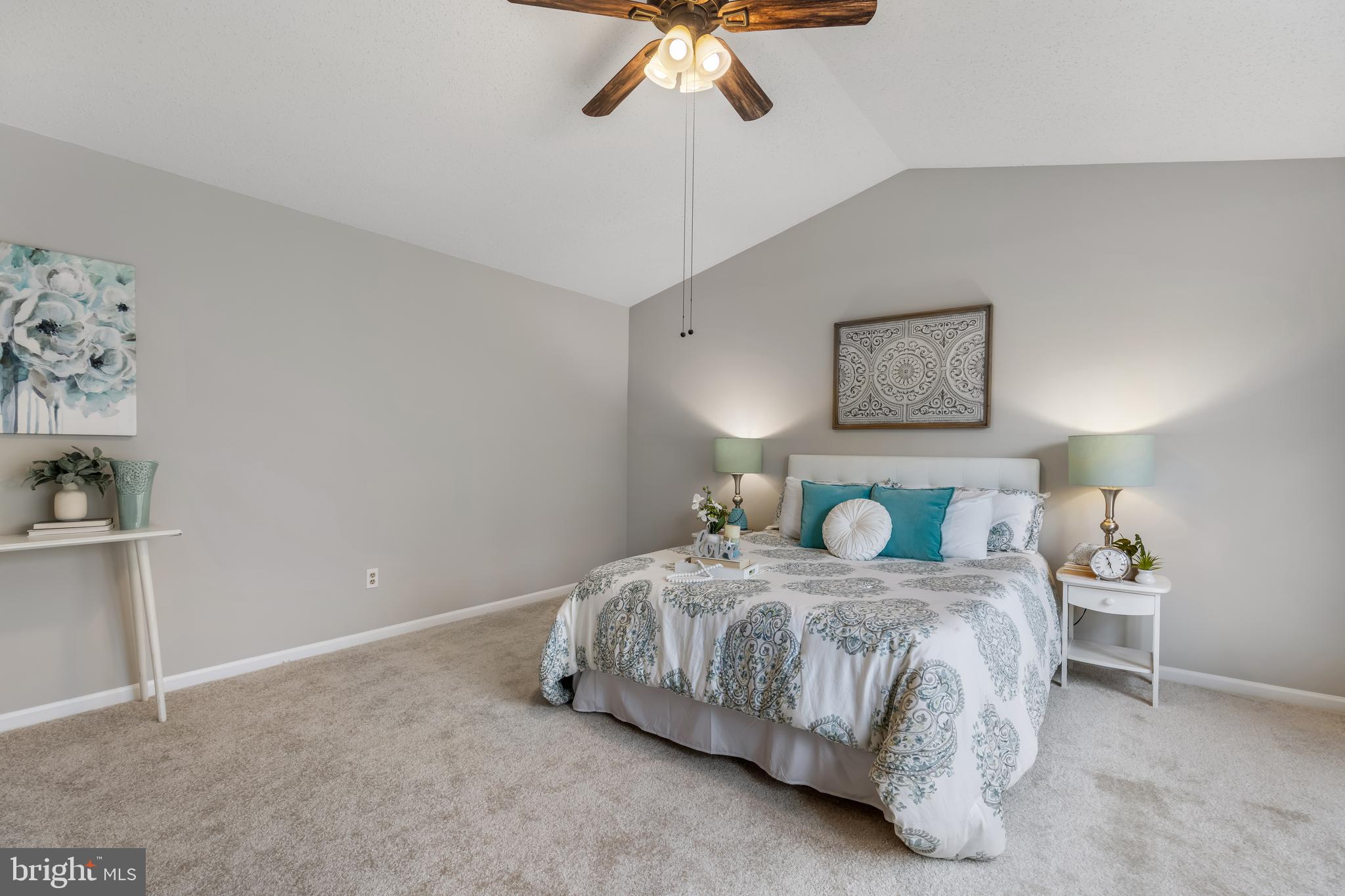 2796 MAPLE RIDGE DRIVE