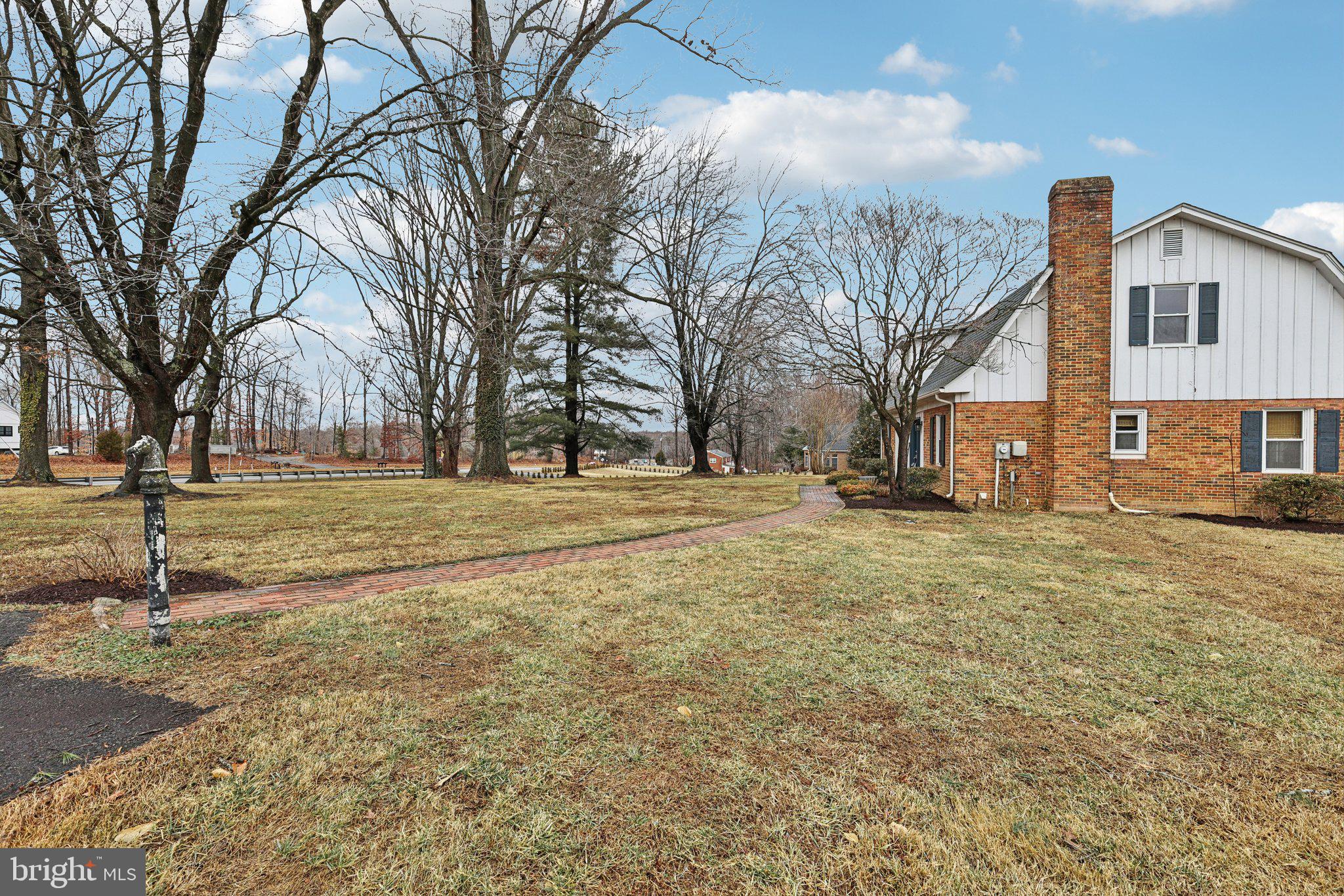 11719 DUMFRIES ROAD