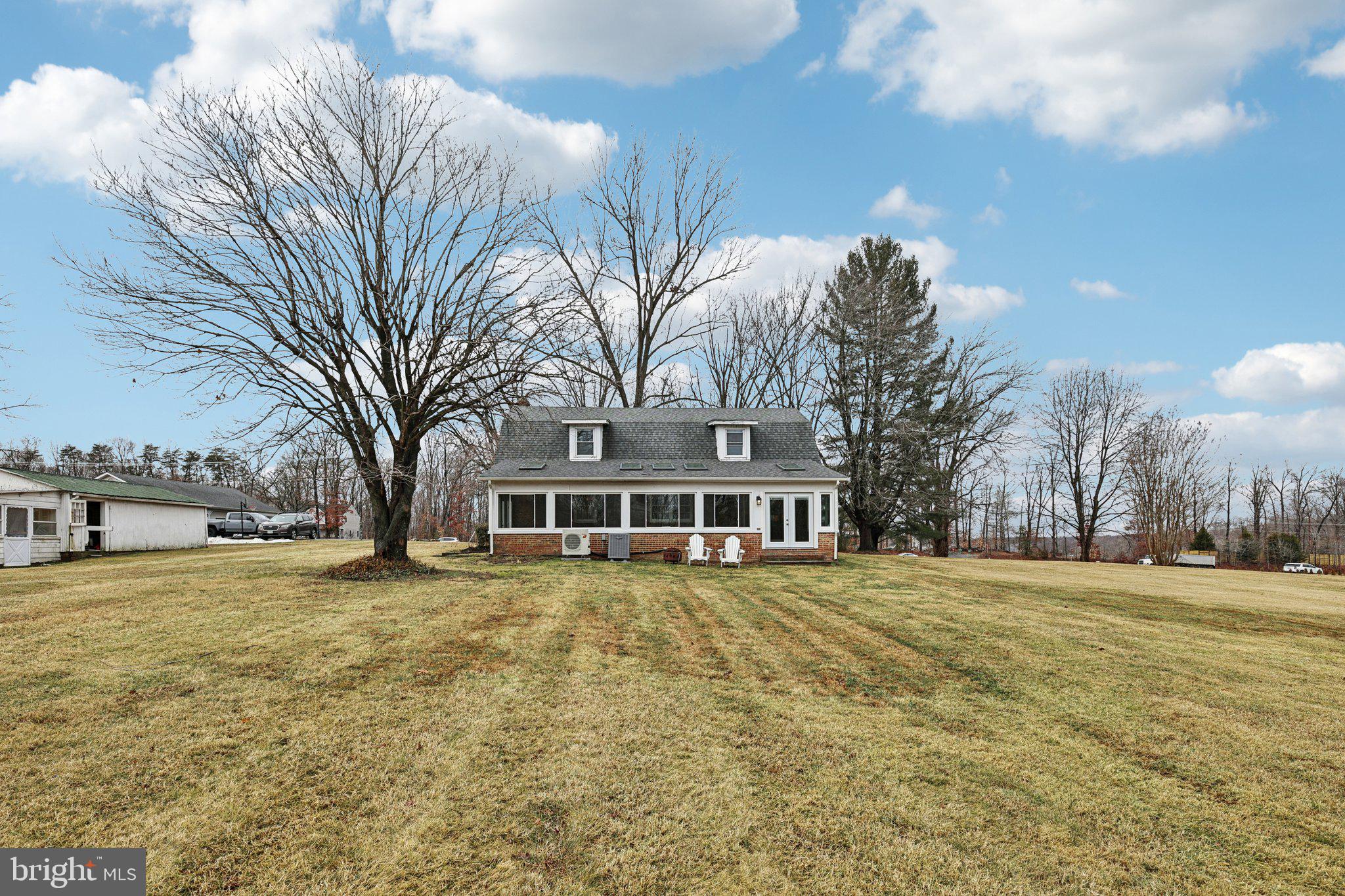 11719 DUMFRIES ROAD