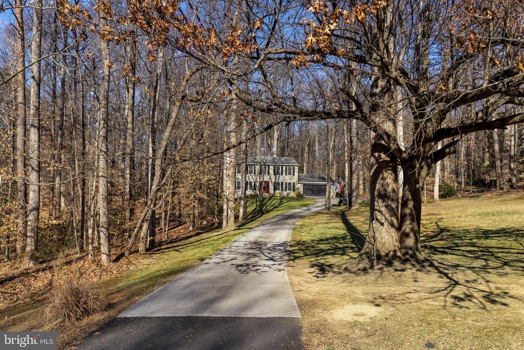 5356 WADE LANE