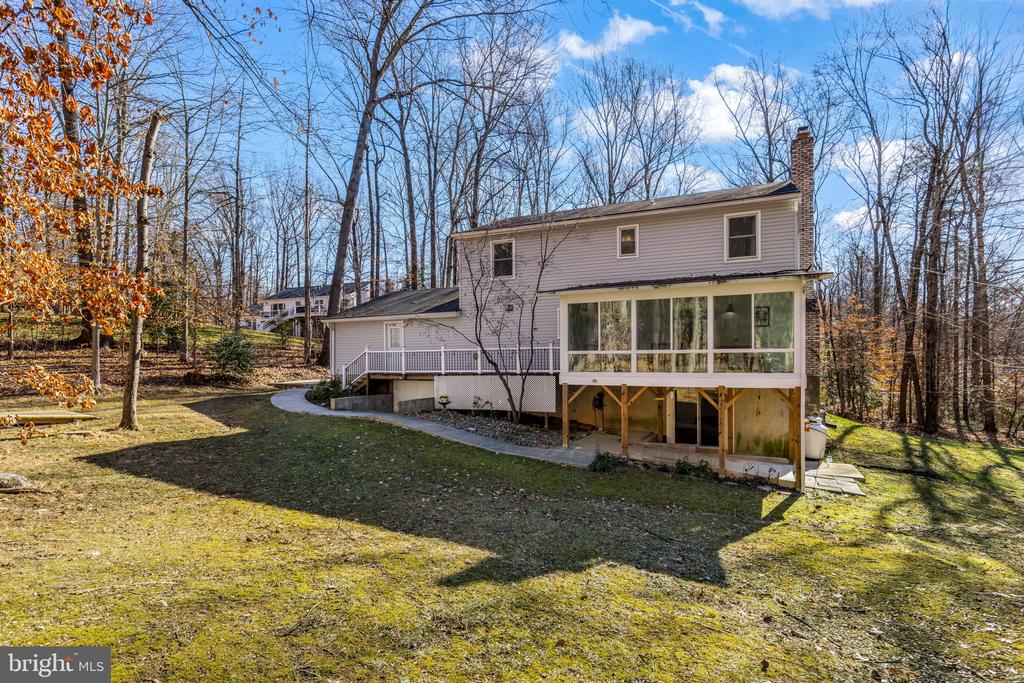 5356 WADE LANE