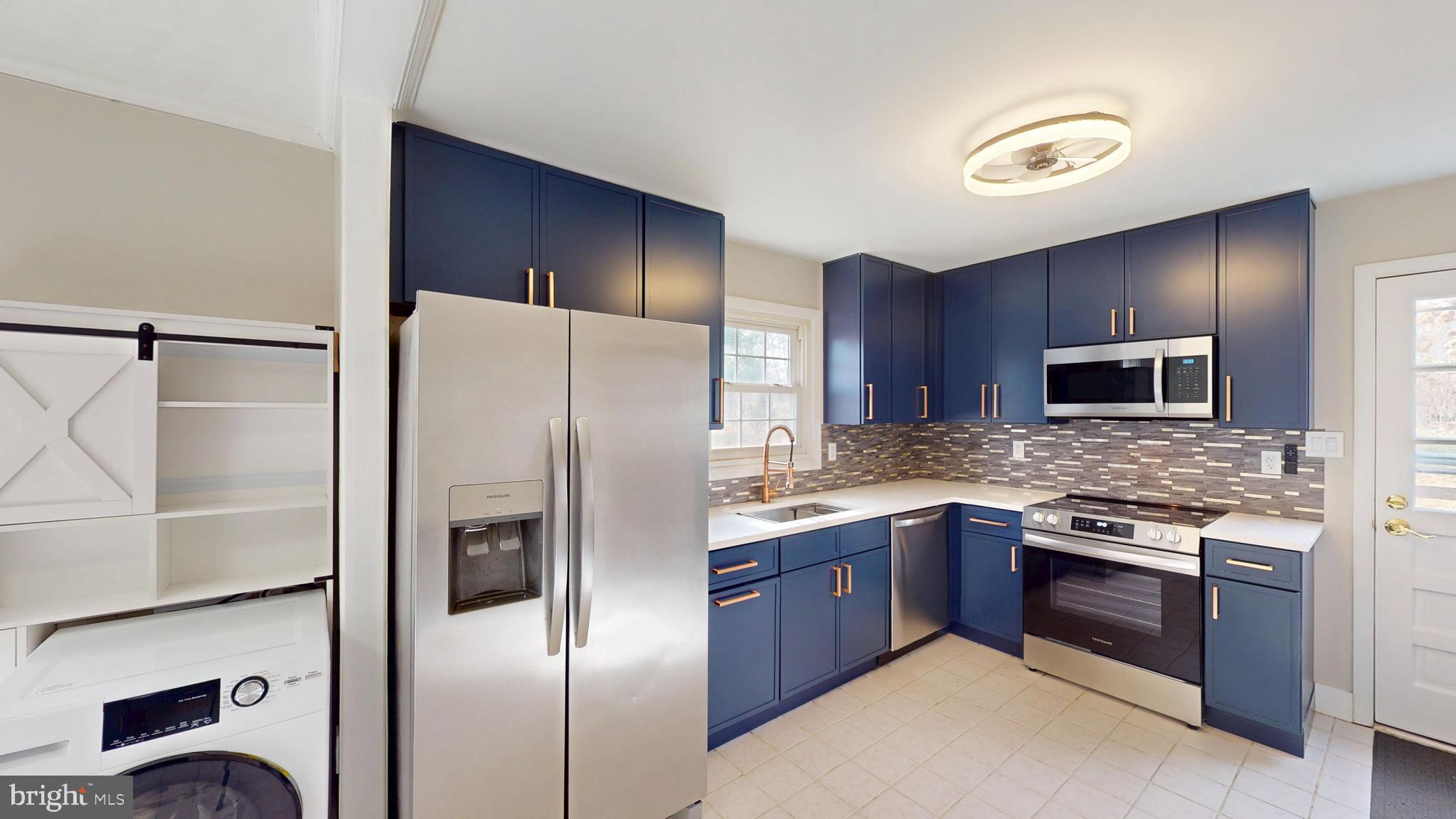 11813 CORNWELL DRIVE