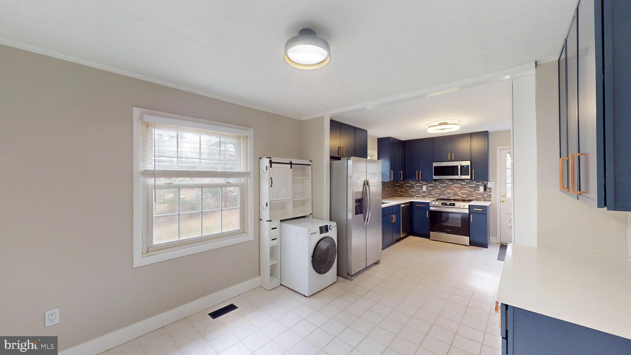 11813 CORNWELL DRIVE