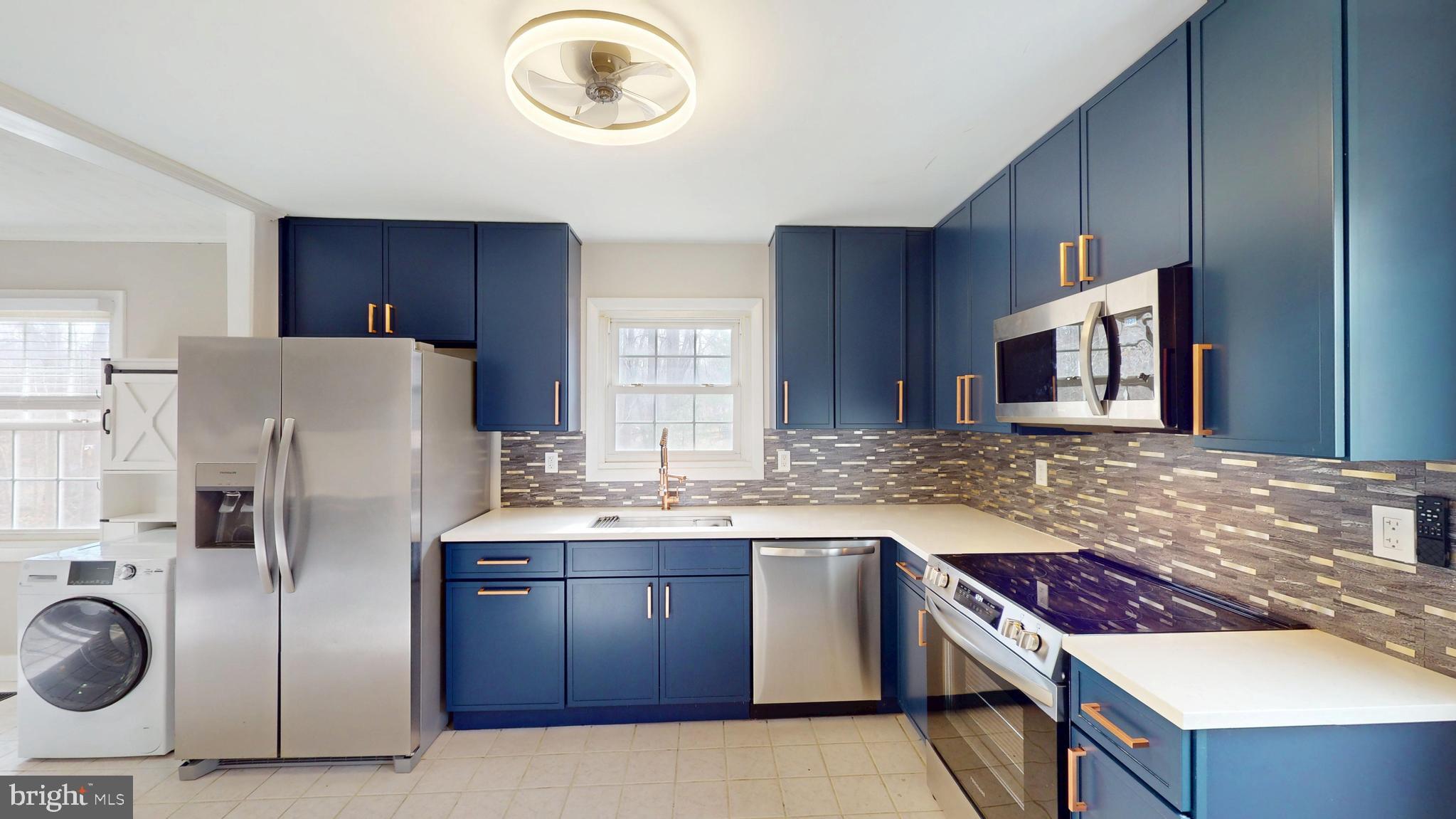 11813 CORNWELL DRIVE