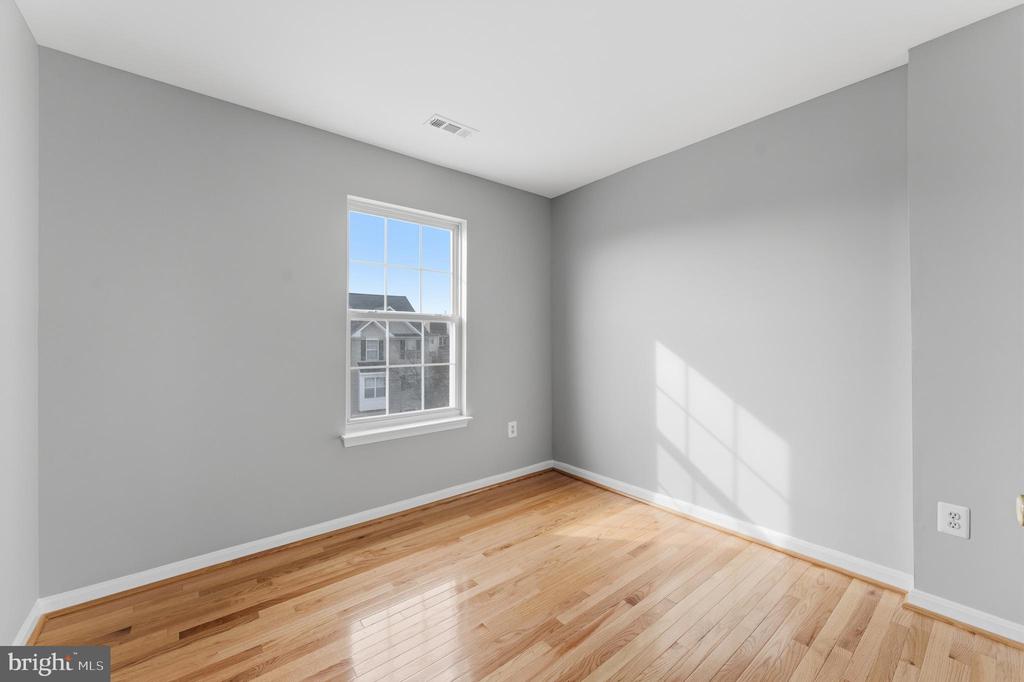 7989 FLAGER CIRCLE