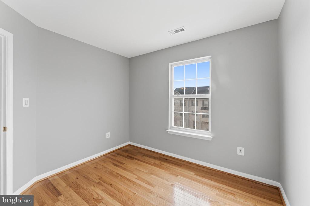 7989 FLAGER CIRCLE