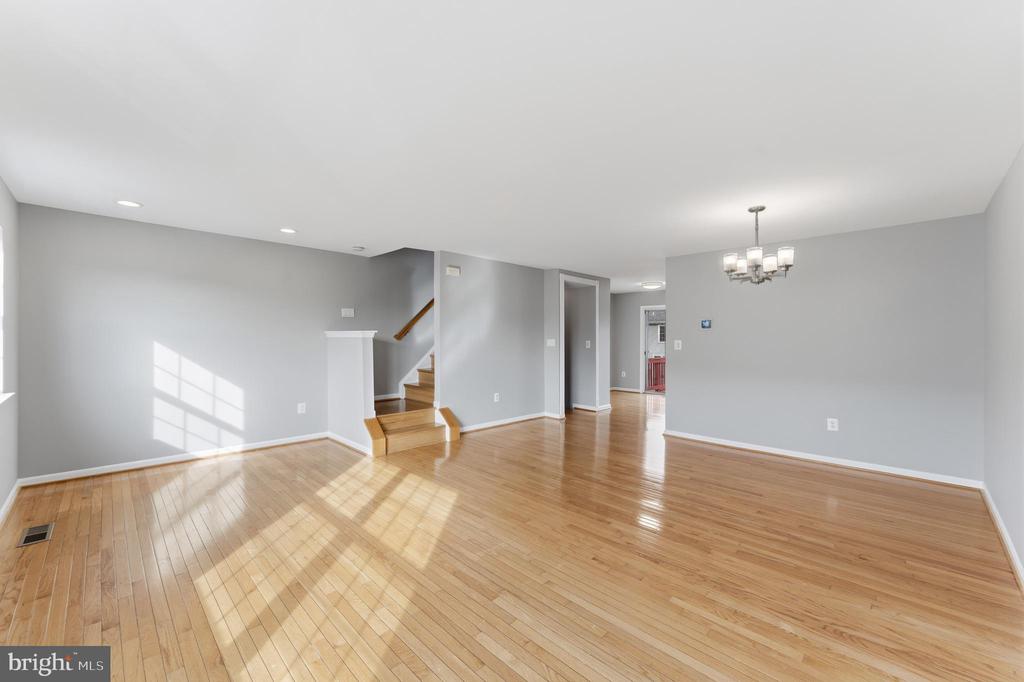 7989 FLAGER CIRCLE