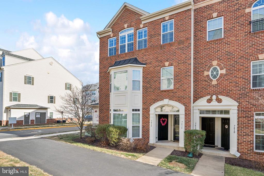 7416 BRUNSON CIRCLE