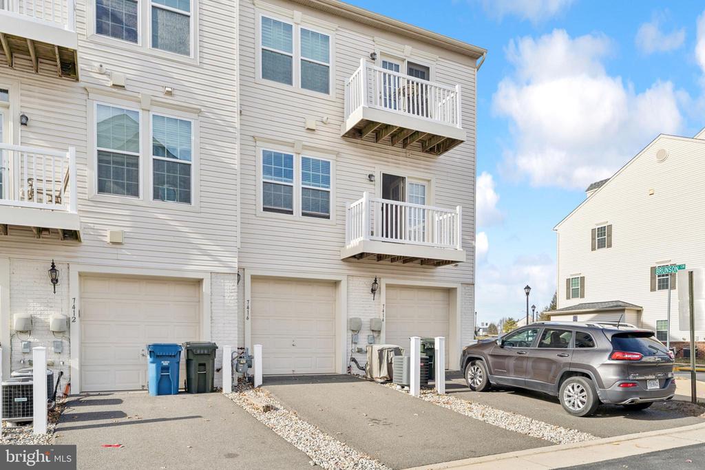 7416 BRUNSON CIRCLE